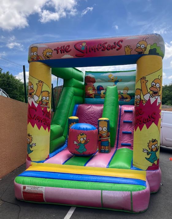 Location Château Gonflable toboggan Simpson